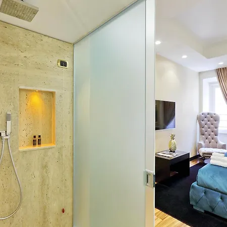 דירה Spanish Gold Edition